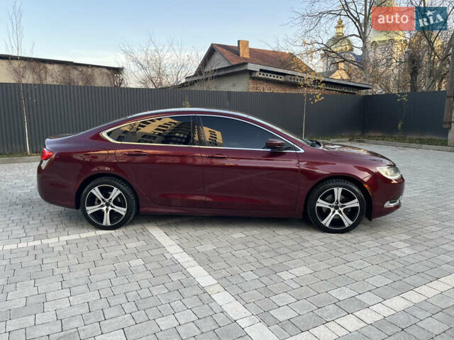 Червоний Крайслер 200, об'ємом двигуна 2.36 л та пробігом 185 тис. км за 10950 $, фото 15 на Automoto.ua