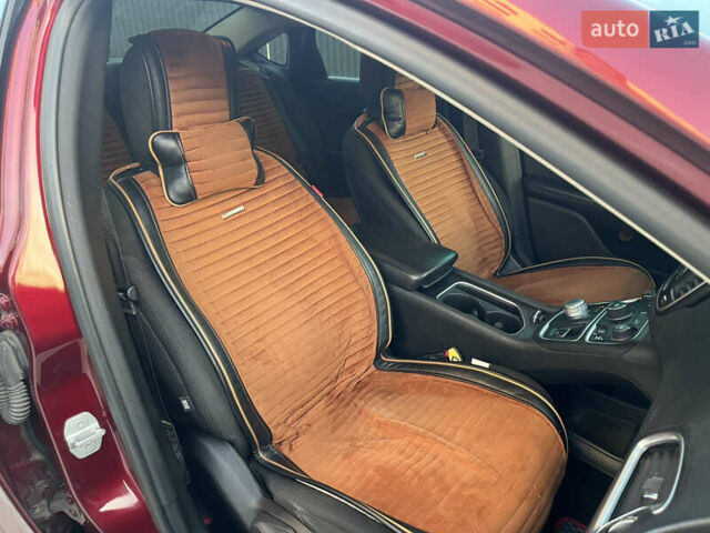 Червоний Крайслер 200, об'ємом двигуна 2.36 л та пробігом 185 тис. км за 10950 $, фото 54 на Automoto.ua