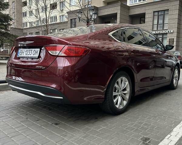 Красный Крайслер 200, объемом двигателя 2.36 л и пробегом 166 тыс. км за 11500 $, фото 14 на Automoto.ua