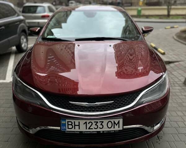 Красный Крайслер 200, объемом двигателя 2.36 л и пробегом 166 тыс. км за 11500 $, фото 16 на Automoto.ua