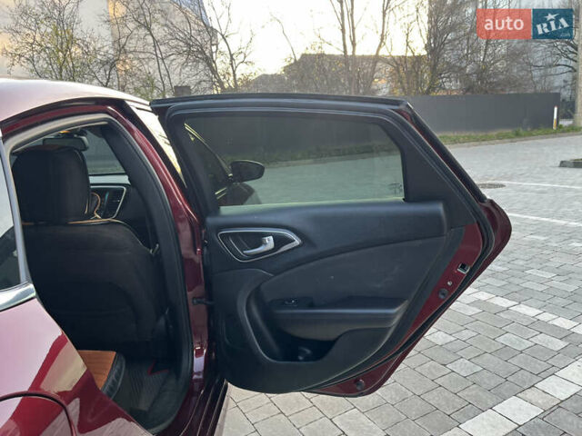 Червоний Крайслер 200, об'ємом двигуна 2.36 л та пробігом 185 тис. км за 10950 $, фото 59 на Automoto.ua