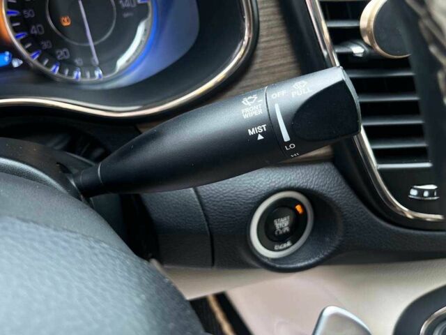 Красный Крайслер 200, объемом двигателя 3.6 л и пробегом 208 тыс. км за 13200 $, фото 14 на Automoto.ua