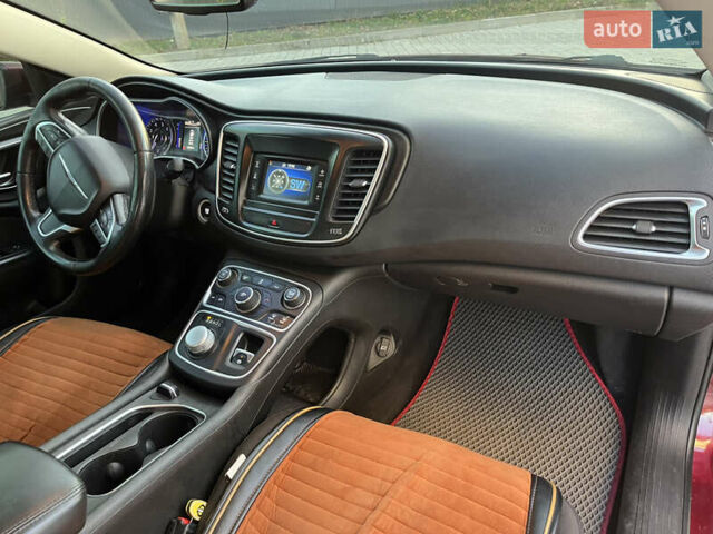 Червоний Крайслер 200, об'ємом двигуна 2.36 л та пробігом 185 тис. км за 10950 $, фото 55 на Automoto.ua