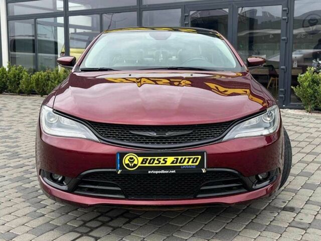 Красный Крайслер 200, объемом двигателя 3.6 л и пробегом 208 тыс. км за 13200 $, фото 1 на Automoto.ua