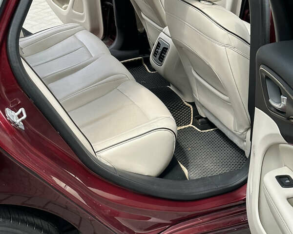 Красный Крайслер 200, объемом двигателя 3.6 л и пробегом 188 тыс. км за 14999 $, фото 31 на Automoto.ua