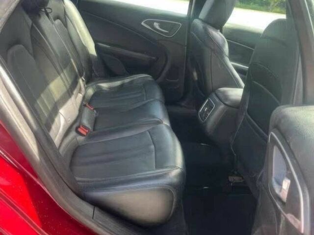 Червоний Крайслер 200, об'ємом двигуна 3.6 л та пробігом 78 тис. км за 7000 $, фото 10 на Automoto.ua