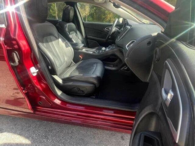 Червоний Крайслер 200, об'ємом двигуна 3.6 л та пробігом 78 тис. км за 7000 $, фото 9 на Automoto.ua