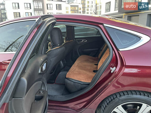 Червоний Крайслер 200, об'ємом двигуна 2.36 л та пробігом 185 тис. км за 10950 $, фото 62 на Automoto.ua