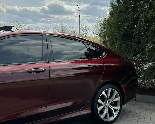 Красный Крайслер 200, объемом двигателя 3.6 л и пробегом 188 тыс. км за 14999 $, фото 5 на Automoto.ua