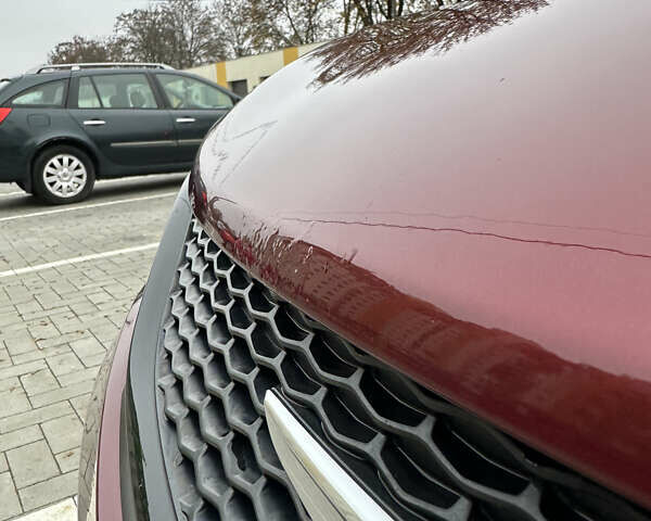 Красный Крайслер 200, объемом двигателя 2.36 л и пробегом 197 тыс. км за 9500 $, фото 16 на Automoto.ua