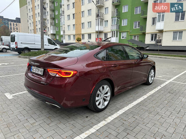 Красный Крайслер 200, объемом двигателя 2.36 л и пробегом 197 тыс. км за 9500 $, фото 10 на Automoto.ua