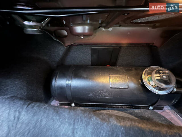 Красный Крайслер 200, объемом двигателя 2.36 л и пробегом 197 тыс. км за 9500 $, фото 21 на Automoto.ua