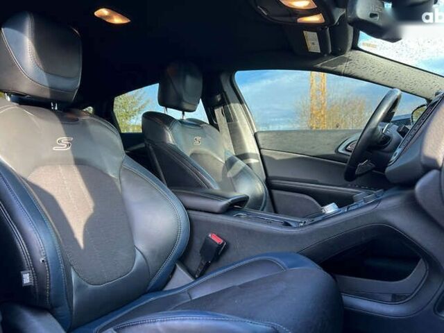 Крайслер 200, объемом двигателя 2.4 л и пробегом 182 тыс. км за 10600 $, фото 8 на Automoto.ua