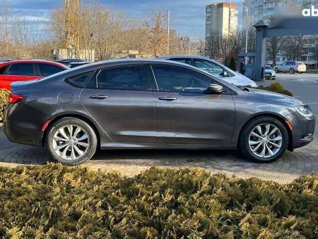 Крайслер 200, объемом двигателя 2.4 л и пробегом 182 тыс. км за 10600 $, фото 7 на Automoto.ua