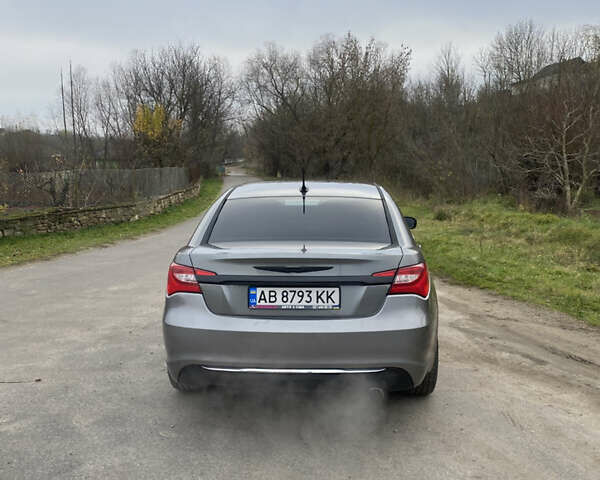 Крайслер 200, объемом двигателя 2.4 л и пробегом 187 тыс. км за 7299 $, фото 8 на Automoto.ua