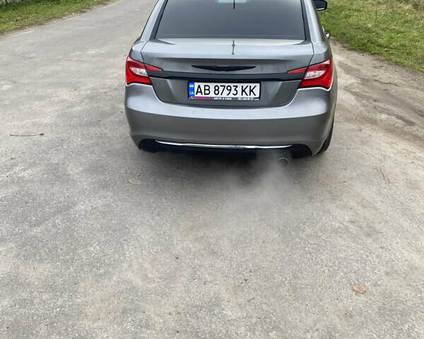 Крайслер 200, объемом двигателя 2.4 л и пробегом 187 тыс. км за 7299 $, фото 9 на Automoto.ua