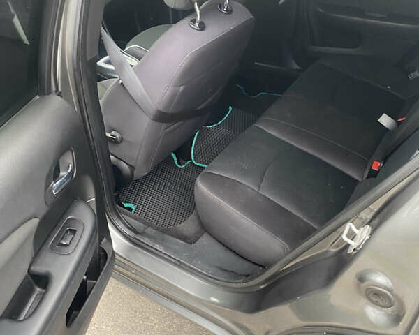 Крайслер 200, объемом двигателя 2.4 л и пробегом 187 тыс. км за 7299 $, фото 14 на Automoto.ua