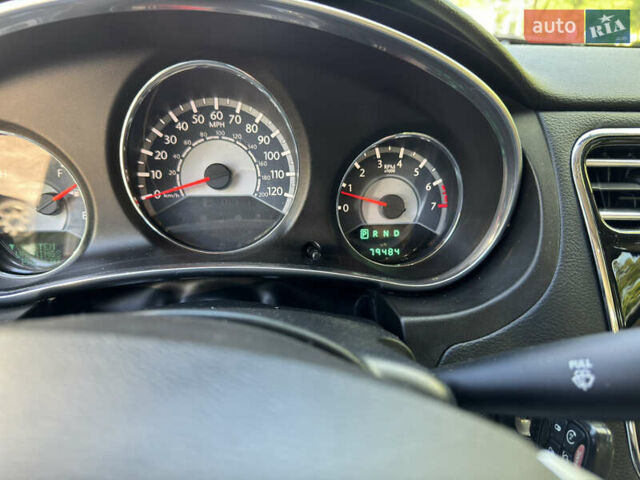 Крайслер 200, объемом двигателя 3.6 л и пробегом 135 тыс. км за 9000 $, фото 6 на Automoto.ua