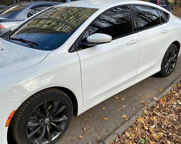 Крайслер 200, объемом двигателя 3.6 л и пробегом 153 тыс. км за 14000 $, фото 8 на Automoto.ua