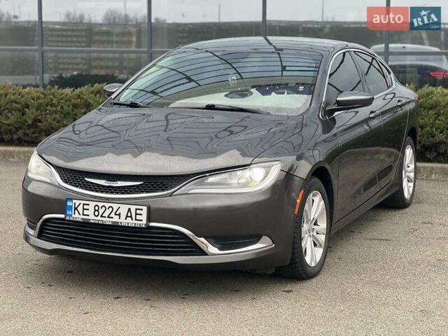 Крайслер 200, объемом двигателя 2.4 л и пробегом 207 тыс. км за 9700 $, фото 7 на Automoto.ua