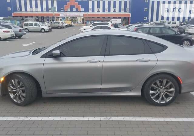 Крайслер 200, об'ємом двигуна 2.4 л та пробігом 249 тис. км за 9600 $, фото 22 на Automoto.ua