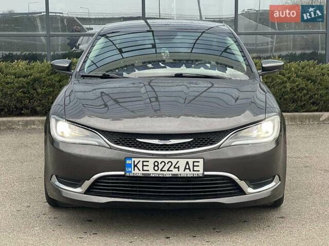 Крайслер 200, объемом двигателя 2.4 л и пробегом 207 тыс. км за 9700 $, фото 1 на Automoto.ua