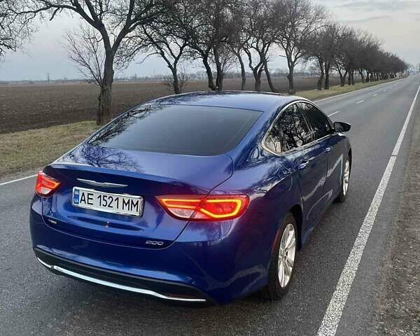 Крайслер 200, об'ємом двигуна 2.36 л та пробігом 268 тис. км за 10500 $, фото 3 на Automoto.ua