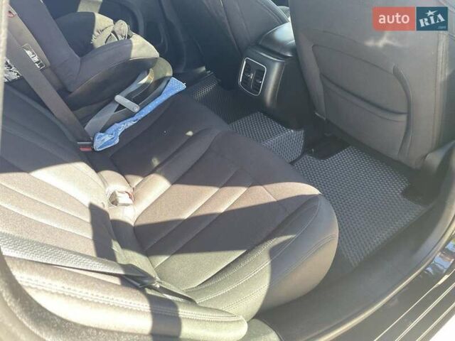 Крайслер 200, объемом двигателя 2.36 л и пробегом 125 тыс. км за 11300 $, фото 9 на Automoto.ua