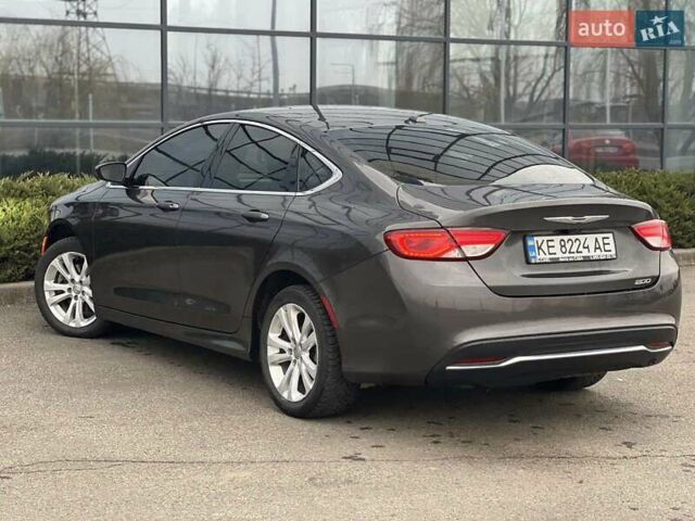 Крайслер 200, объемом двигателя 2.4 л и пробегом 207 тыс. км за 9700 $, фото 4 на Automoto.ua