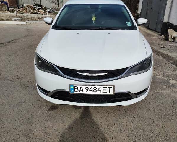 Крайслер 200, объемом двигателя 2.36 л и пробегом 137 тыс. км за 11000 $, фото 2 на Automoto.ua