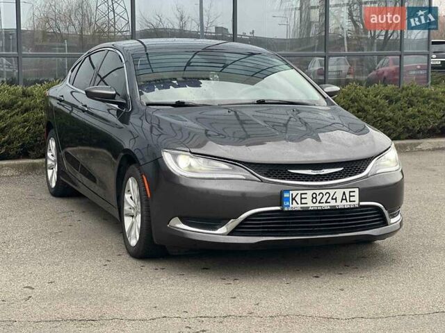 Крайслер 200, объемом двигателя 2.4 л и пробегом 207 тыс. км за 9700 $, фото 6 на Automoto.ua