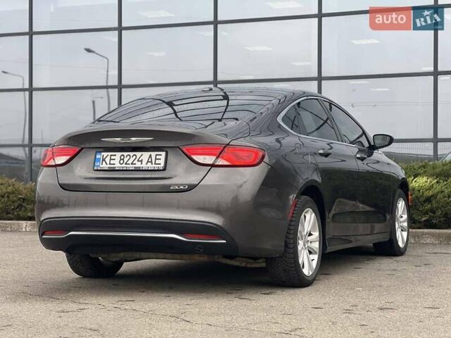 Крайслер 200, объемом двигателя 2.4 л и пробегом 207 тыс. км за 9700 $, фото 8 на Automoto.ua