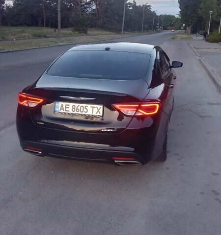 Крайслер 200, объемом двигателя 2.36 л и пробегом 251 тыс. км за 9999 $, фото 5 на Automoto.ua