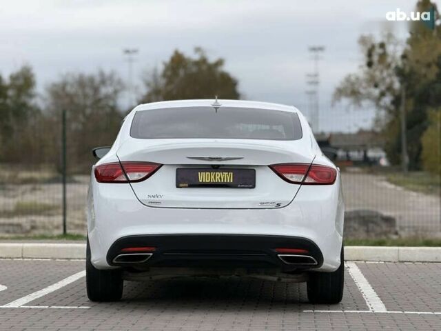 Крайслер 200, об'ємом двигуна 3.6 л та пробігом 204 тис. км за 9900 $, фото 18 на Automoto.ua