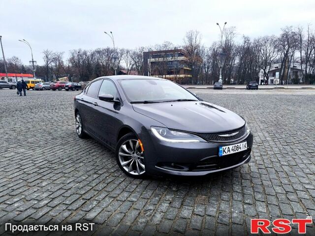 Крайслер 200, объемом двигателя 2.4 л и пробегом 196 тыс. км за 10400 $, фото 1 на Automoto.ua