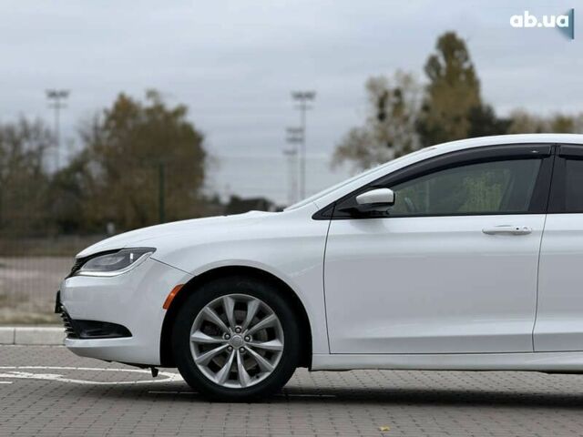 Крайслер 200, об'ємом двигуна 3.6 л та пробігом 204 тис. км за 9900 $, фото 13 на Automoto.ua