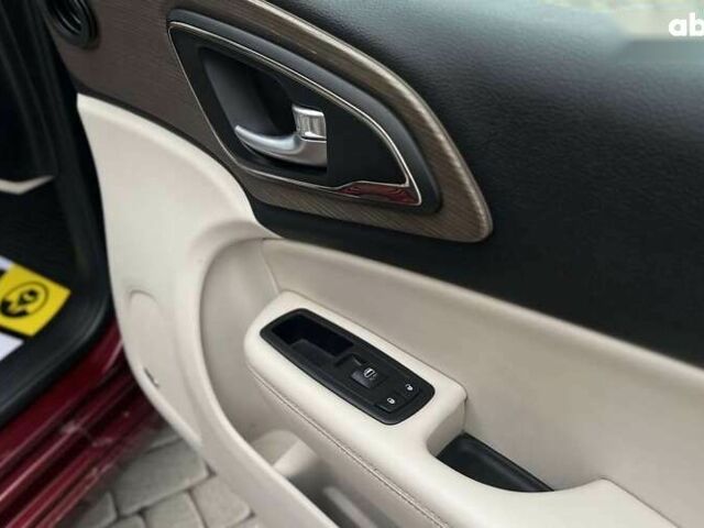 Крайслер 200, объемом двигателя 0 л и пробегом 208 тыс. км за 13200 $, фото 24 на Automoto.ua
