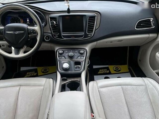 Крайслер 200, объемом двигателя 0 л и пробегом 208 тыс. км за 13200 $, фото 17 на Automoto.ua