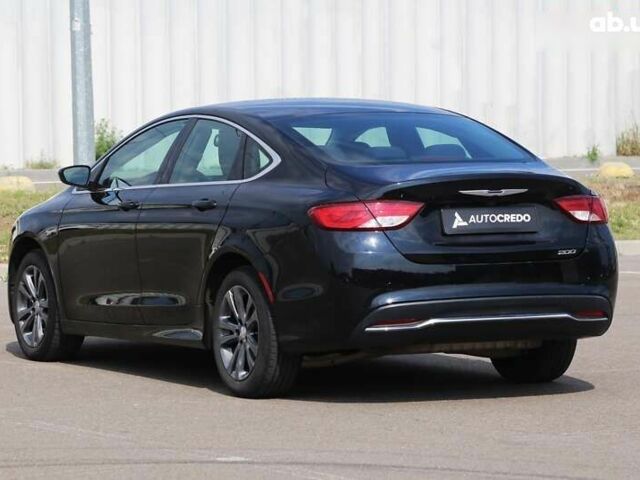 Крайслер 200 2015 в Киеве на Automoto.ua Крайслер 200, объемом двигателя 2.4 л и пробегом 117 тыс. км за 10000 $, фото 6 на Automoto.ua