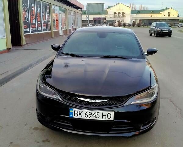 Крайслер 200, объемом двигателя 2.4 л и пробегом 117 тыс. км за 12300 $, фото 9 на Automoto.ua