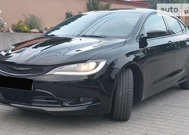 Крайслер 200, об'ємом двигуна 2.4 л та пробігом 110 тис. км за 9500 $, фото 2 на Automoto.ua