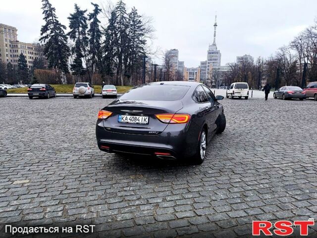 Крайслер 200, объемом двигателя 2.4 л и пробегом 196 тыс. км за 10400 $, фото 2 на Automoto.ua