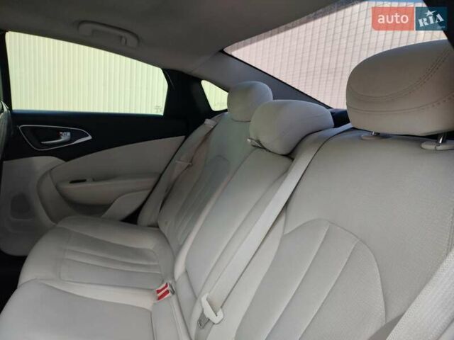 Крайслер 200, об'ємом двигуна 2.4 л та пробігом 117 тис. км за 10200 $, фото 9 на Automoto.ua