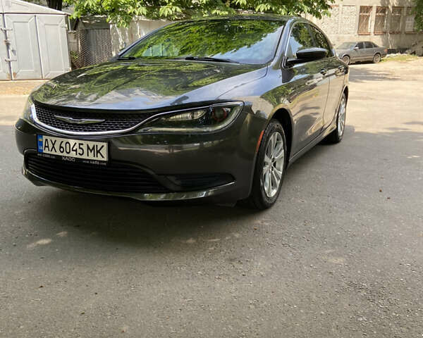 Крайслер 200, об'ємом двигуна 2.4 л та пробігом 135 тис. км за 12500 $, фото 4 на Automoto.ua