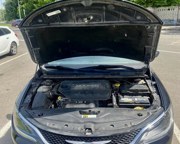 Крайслер 200, об'ємом двигуна 2.36 л та пробігом 132 тис. км за 10900 $, фото 16 на Automoto.ua