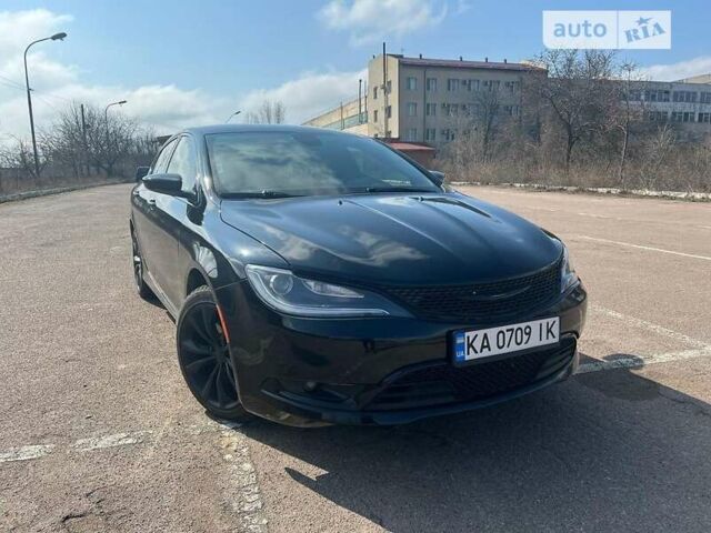 Крайслер 200, об'ємом двигуна 2.36 л та пробігом 150 тис. км за 9800 $, фото 3 на Automoto.ua