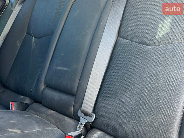 Сірий Крайслер 200, об'ємом двигуна 2.36 л та пробігом 145 тис. км за 6999 $, фото 23 на Automoto.ua