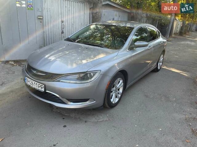 Сірий Крайслер 200, об'ємом двигуна 2.4 л та пробігом 210 тис. км за 8500 $, фото 5 на Automoto.ua