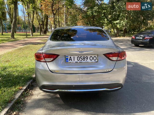 Серый Крайслер 200, объемом двигателя 2.36 л и пробегом 224 тыс. км за 8900 $, фото 3 на Automoto.ua