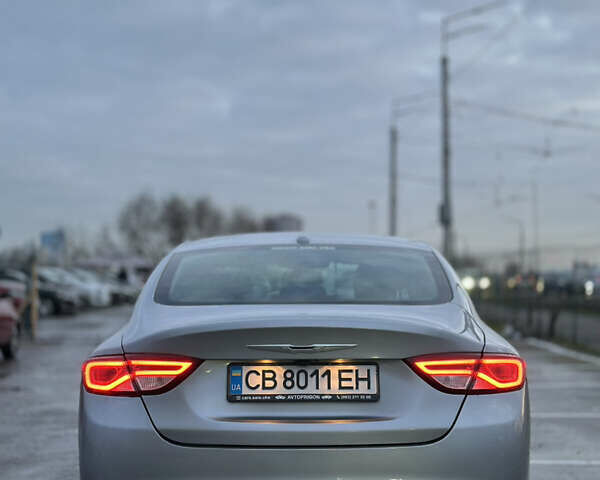 Серый Крайслер 200, объемом двигателя 2.4 л и пробегом 200 тыс. км за 8500 $, фото 3 на Automoto.ua